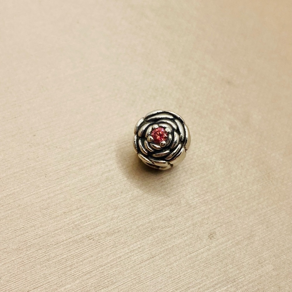 EUC Pandora 790575CZS Sterling Silver Blooming Rose Bead with Salmon Zirconia - Picture 4 of 6